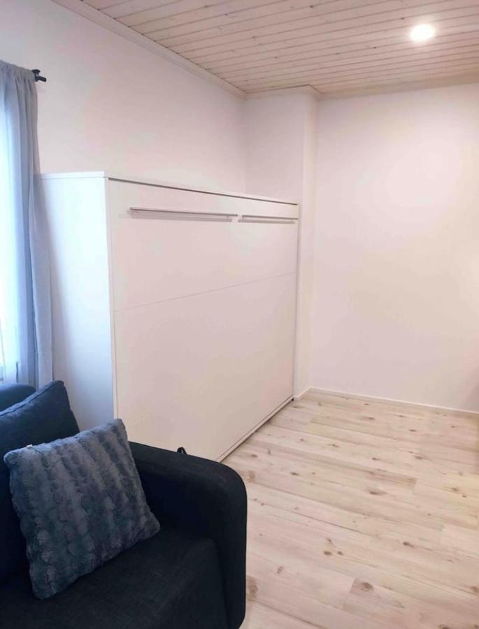 Upea Moderni Pieni Yksioe Rauhallisella Sijainnilla - Itsepalvelukirjautuminen - Self Check-In Vaasa Ngoại thất bức ảnh