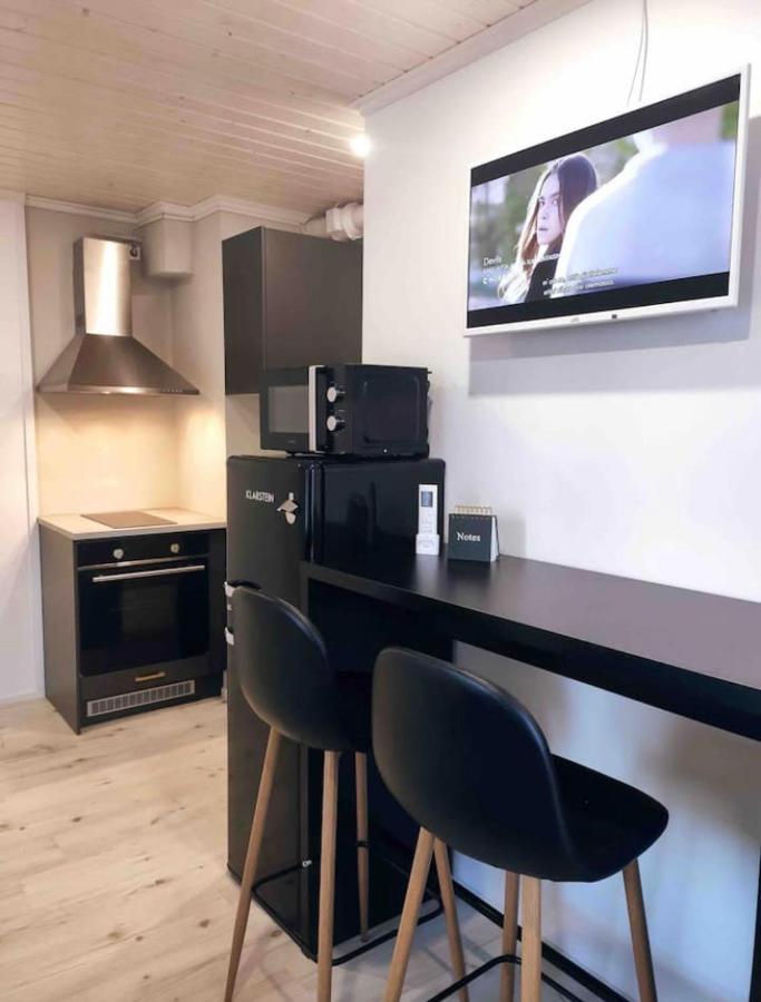 Upea Moderni Pieni Yksioe Rauhallisella Sijainnilla - Itsepalvelukirjautuminen - Self Check-In Vaasa Ngoại thất bức ảnh